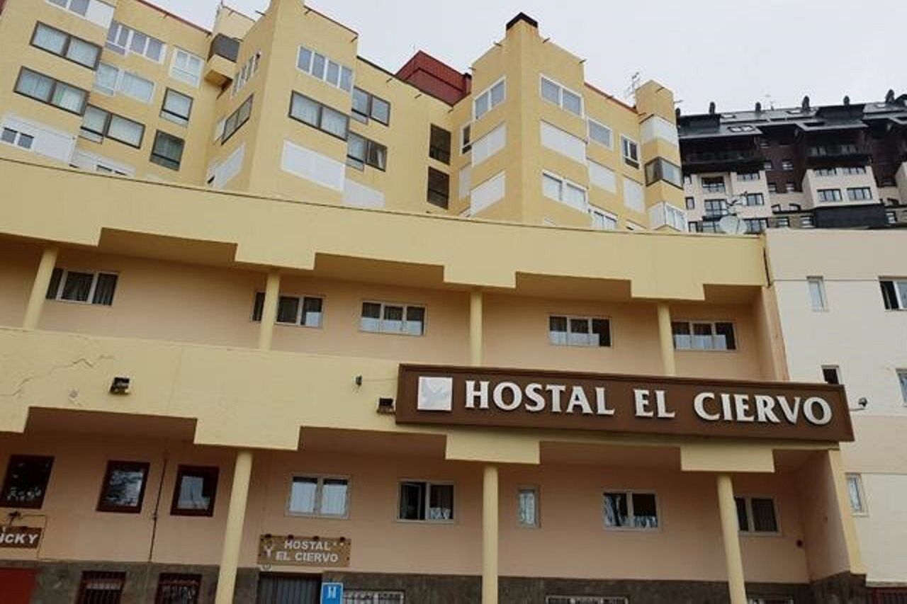 El Ciervo Hotel Sierra Nevada Exterior photo
